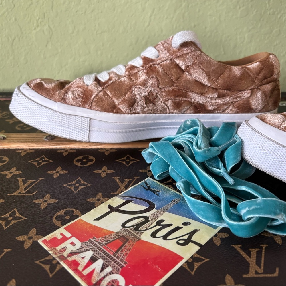 Converse One Star X Golf Le Fleur OX
Quilted Velvet / Brown Sugar